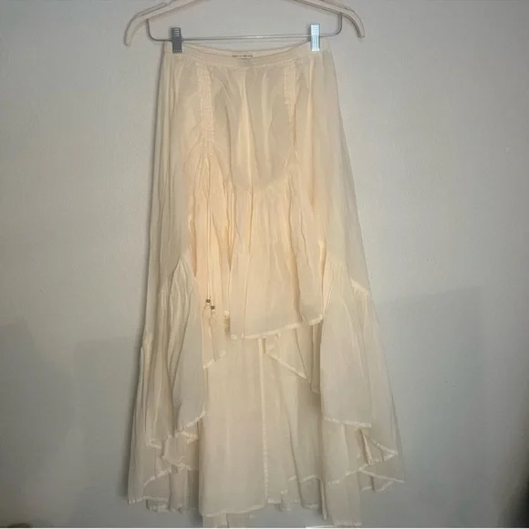 Spell & The Gypsy Organic Seashell Ruched Skirt in Ivory SZ M